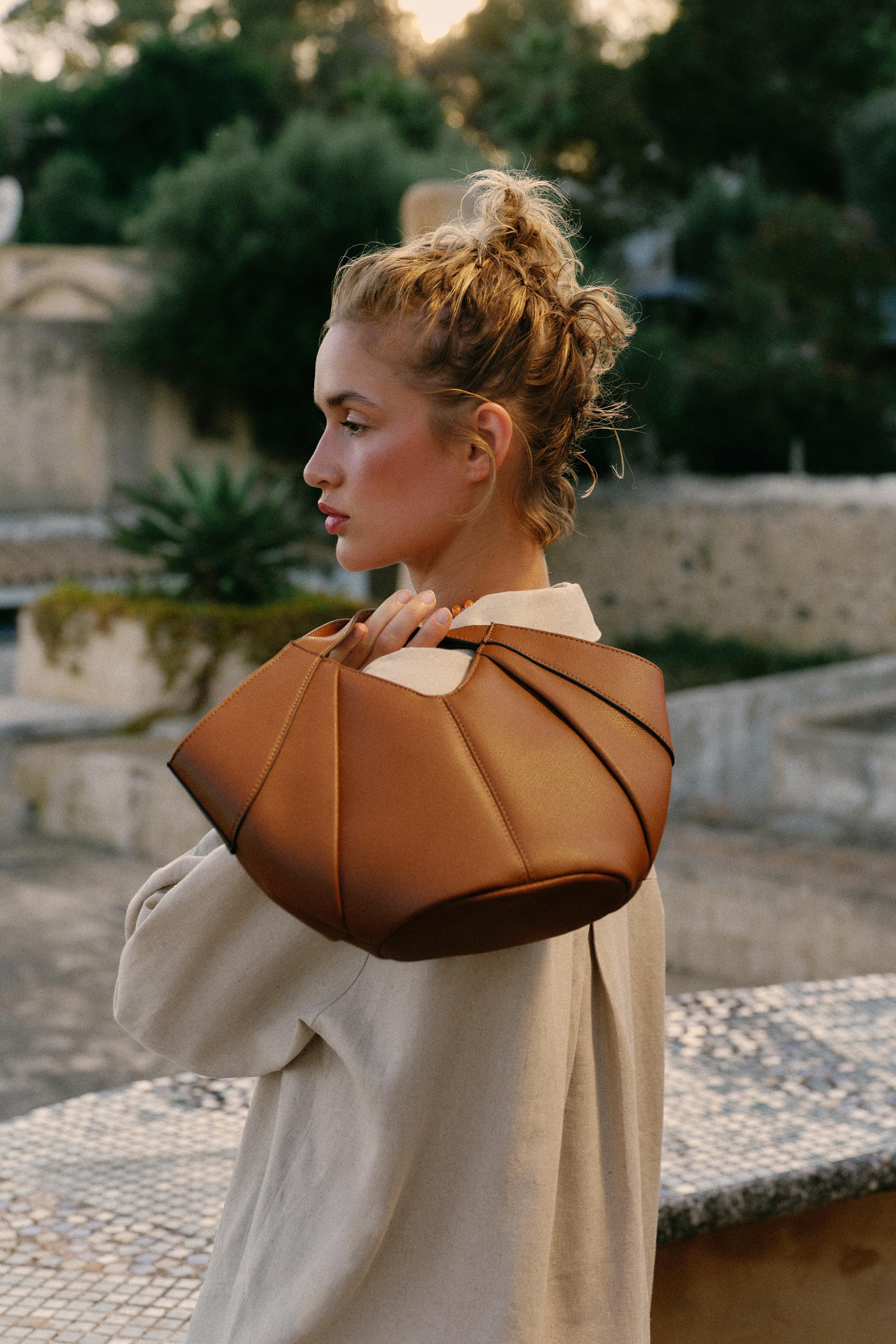 DUMPLING HANDBAG