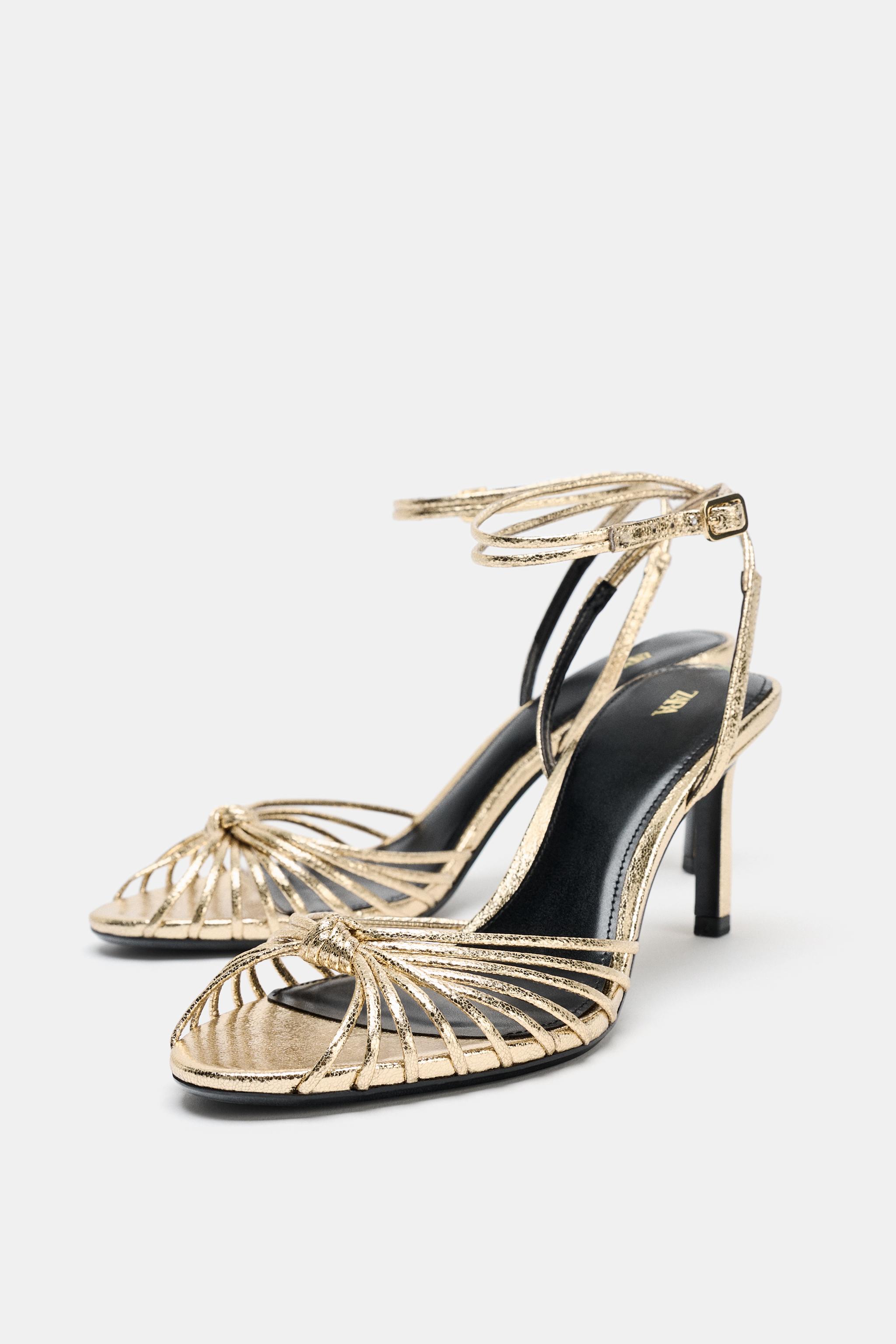 METALLIC KNOTTED HEEL