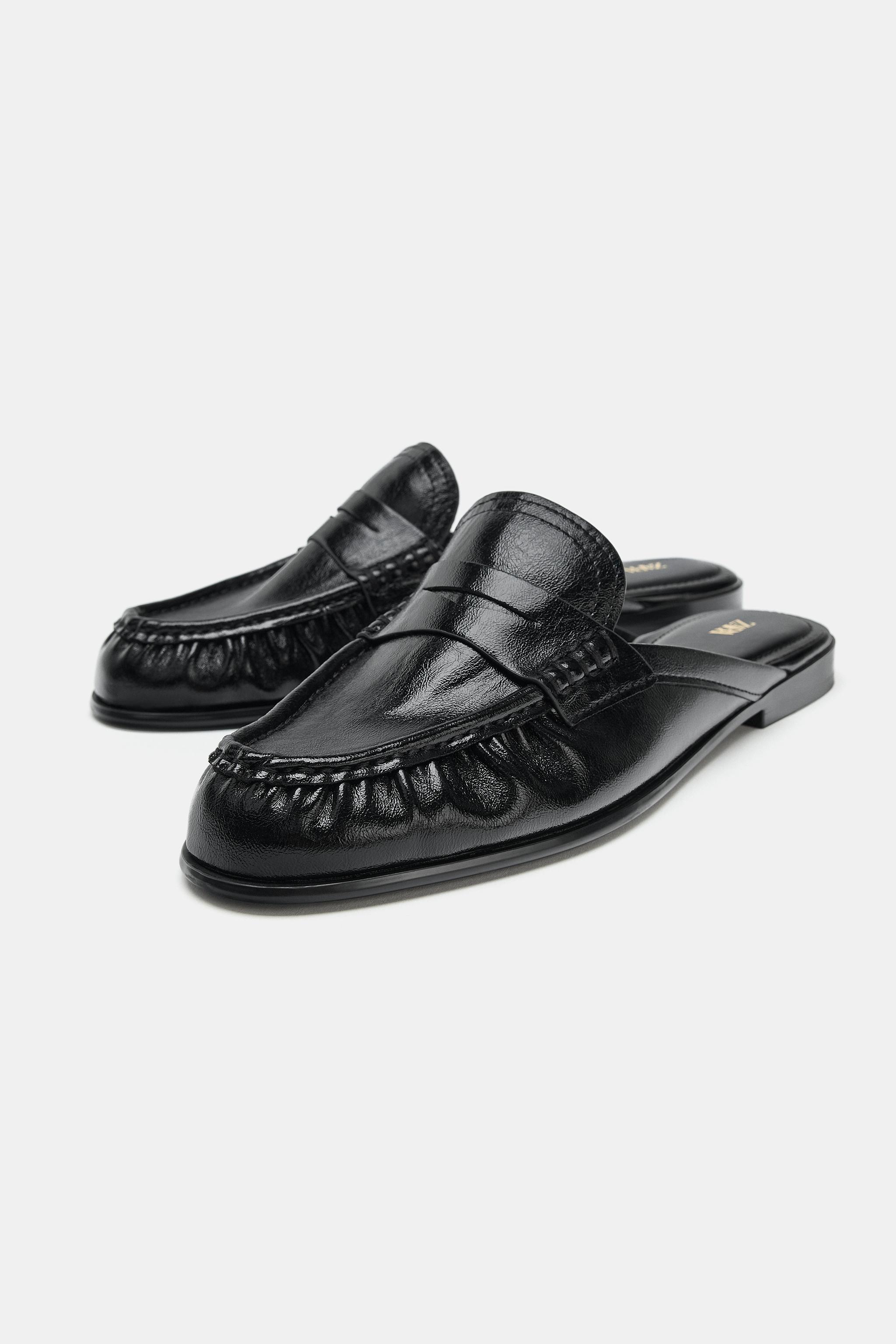 GATHERED MULE LOAFERS