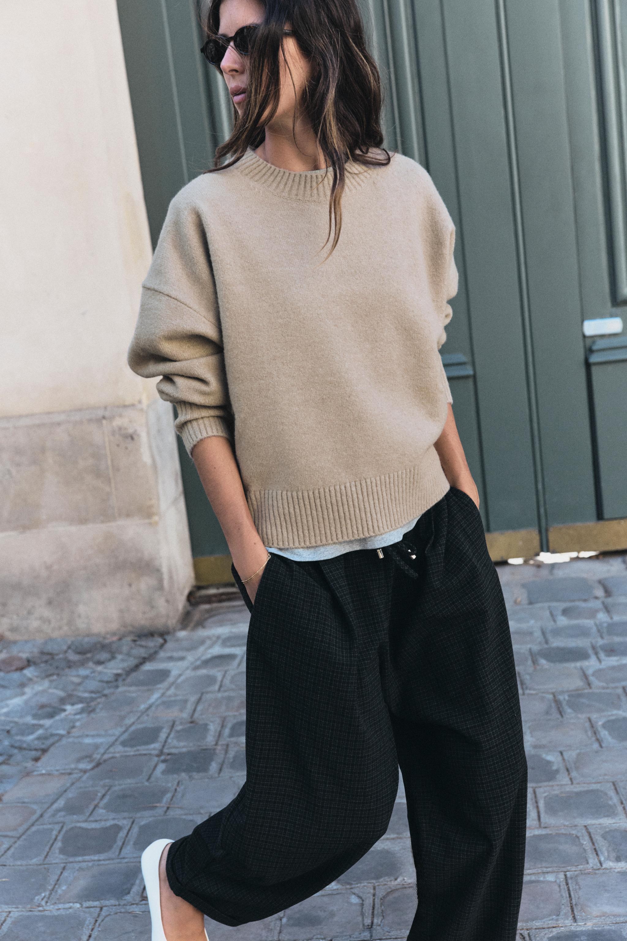 SOFT KNIT JUMPER