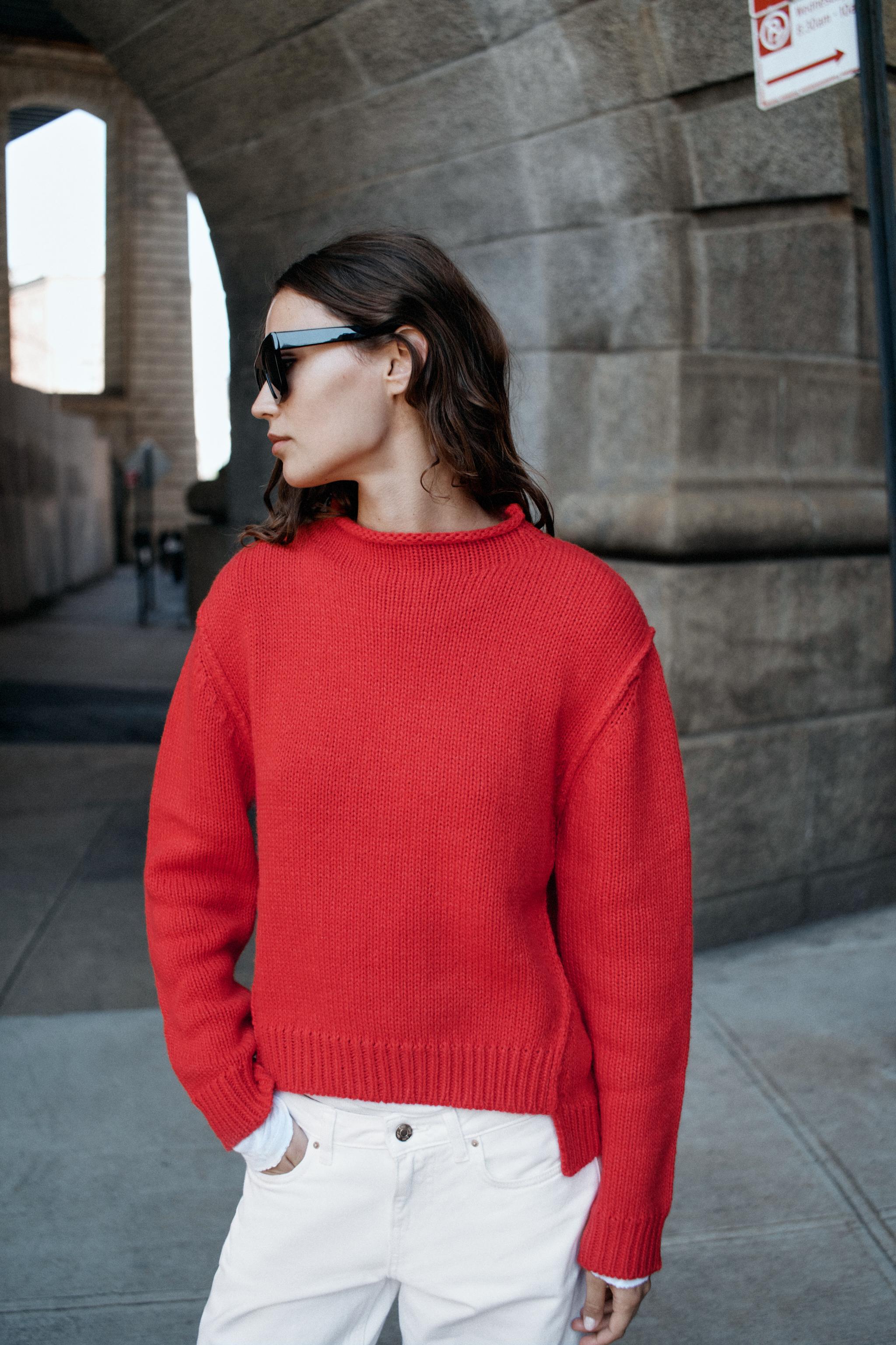HIGH NECK KNIT JUMPER