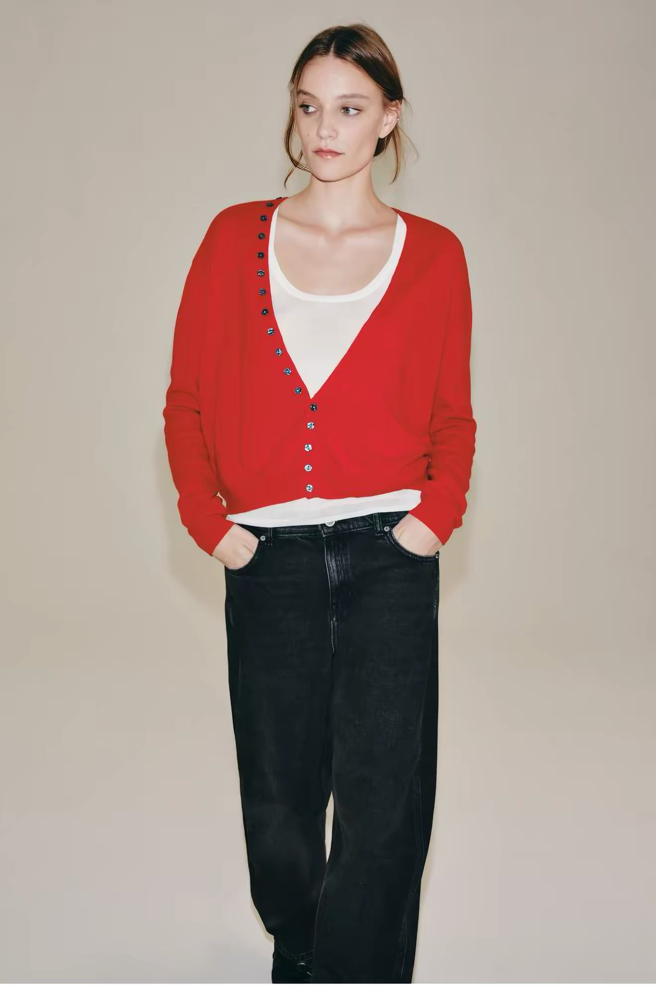 EXTRA SOFT WOOL V- NECK CARDIGAN
