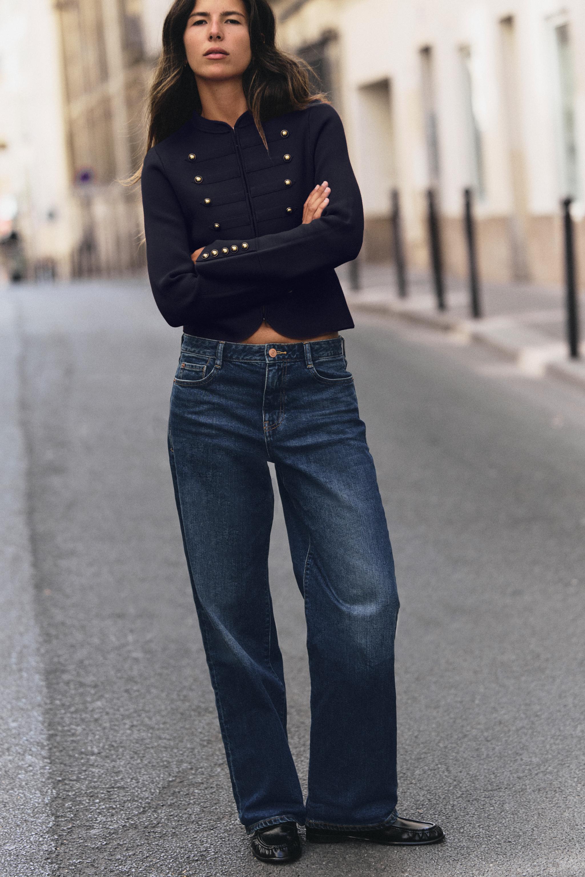 BUTTONED JACKET