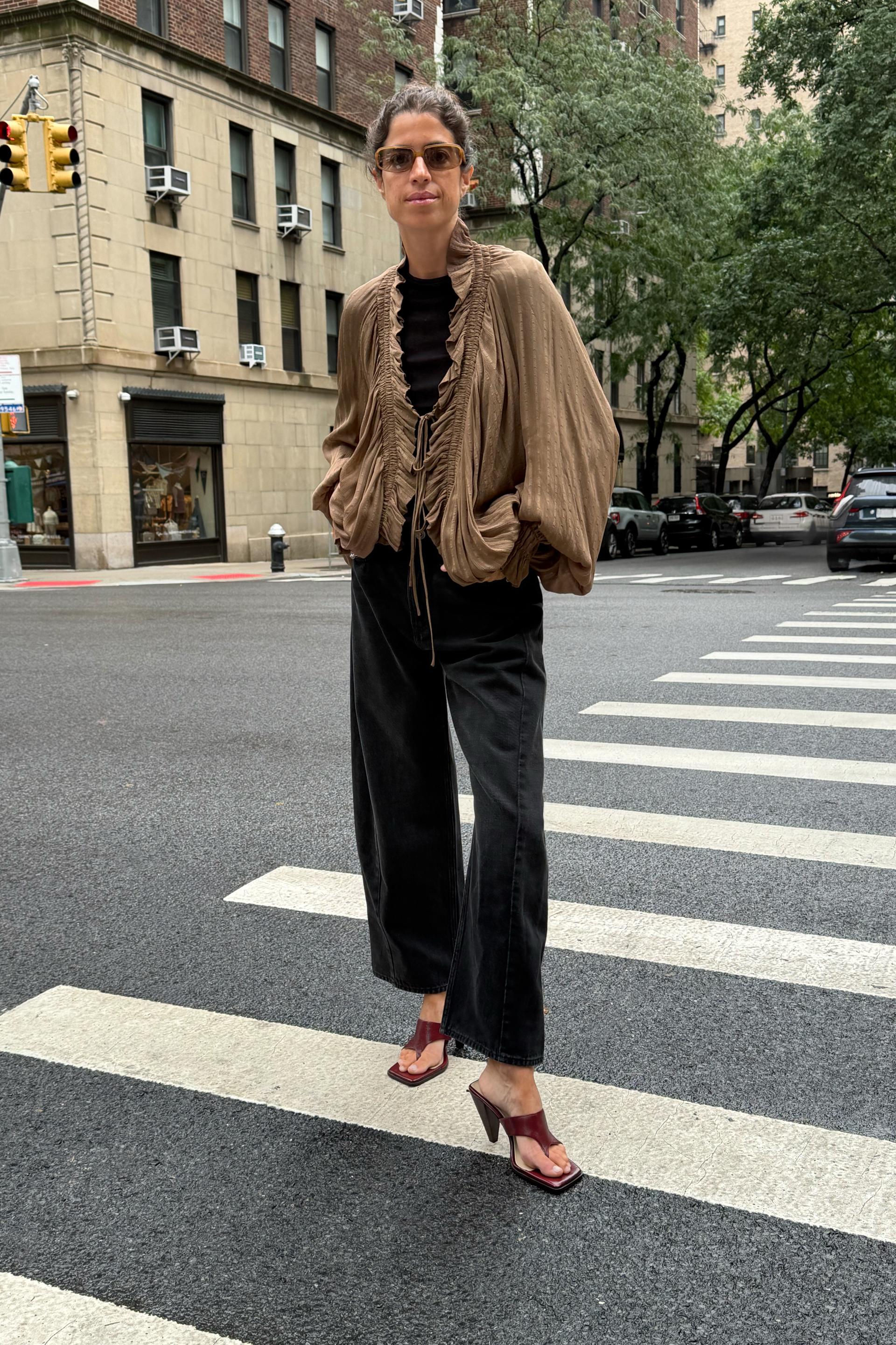 RUCHED BLOUSE